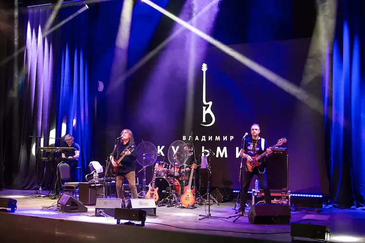 Концерт Владимира Кузьмина